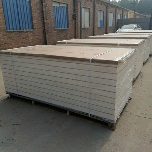 氟碳金属漆保温装饰一体板厂家销售 硅质板保温装饰一体板